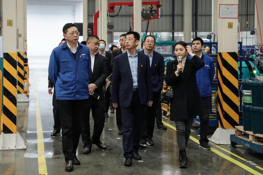 以党建促业务，以业务强党建——青岛西海岸公用事业集团考察新宝GG智能
