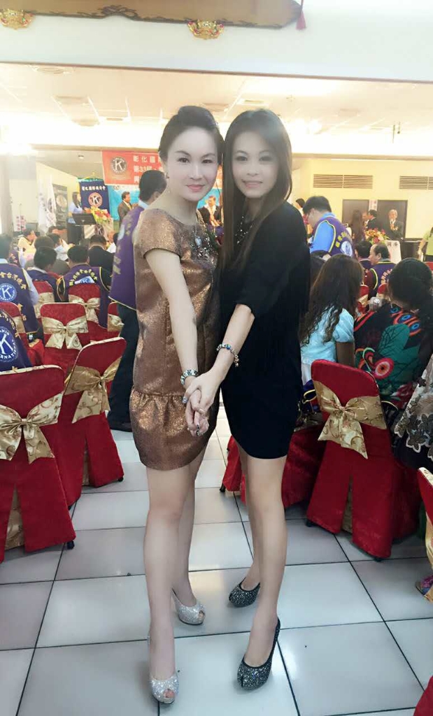 29天清一百吨垃圾，正妹靓机绚丽环岛行