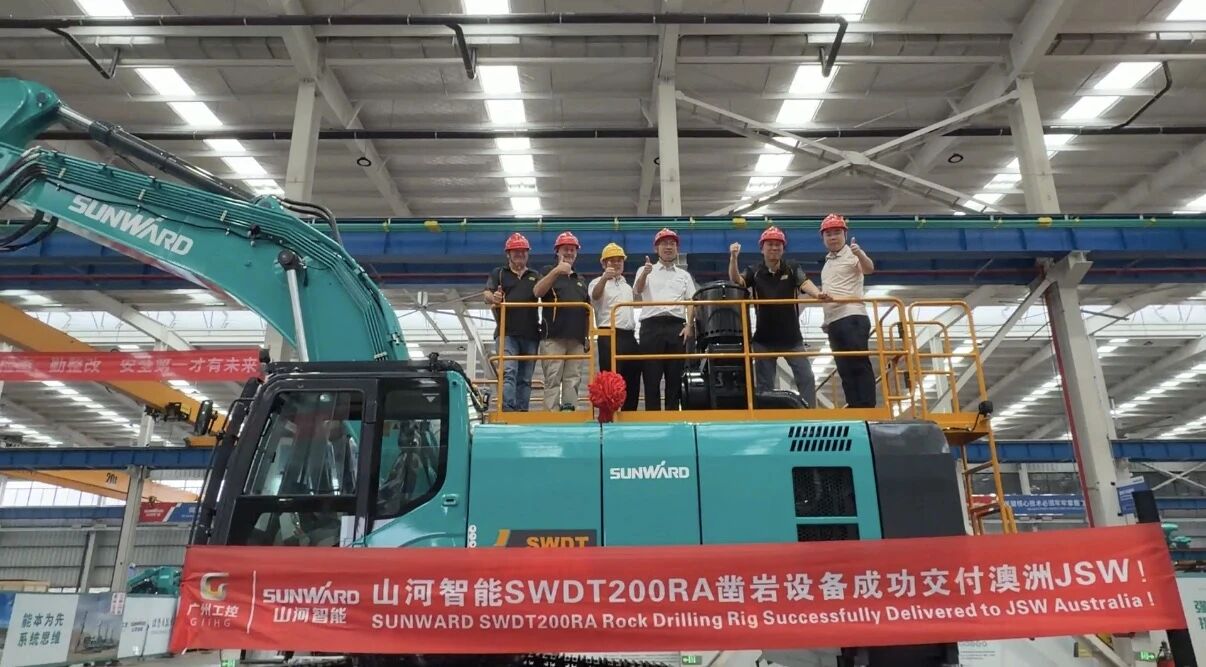 新宝GG智能凿岩钻机成功交付澳洲客户，高端市场再下一城